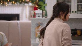Selena plus Chef Home for the Holidays S01E04 XviD-AFG EZTV