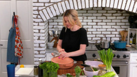 Selena plus Chef S03E08 720p WEB h264-KOGi EZTV