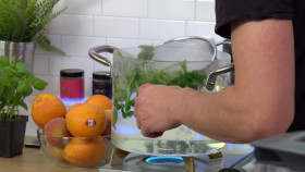 Selena plus Chef S04E05 1080p HEVC x265-MeGusta EZTV