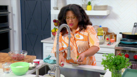 Selena plus Chef S04E09 1080p WEB h264-KOGi EZTV