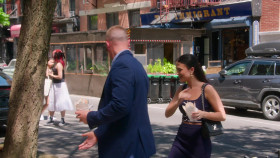 Selling The City S01E04 Coming for the House 1080p NF WEB-DL DDP5 1 H 264-FLUX EZTV