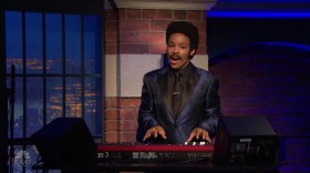 Seth Meyers 2021 01 05 Chelsea Handler HDTV x264-60FPS EZTV