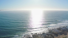 Shark Attack 360 S01E01 Blood in the Water 1080p HULU WEB-DL DD 5 1 H 264-playWEB EZTV