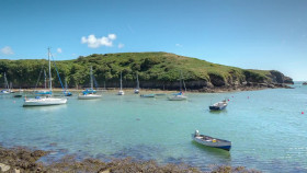 Shark Attack 360 S01E05 Dangerous Forces 1080p HULU WEB-DL DD 5 1 H 264-playWEB EZTV