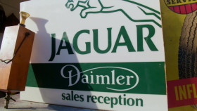 Shed and Buried S05E01 1080p WEB h264-B2B EZTV