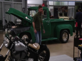 Shifting Gears S01E03 Job 480p x264-mSD EZTV