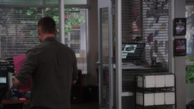 Shifting Gears S01E04 Grief 1080p AMZN WEB-DL DDP5 1 H 264-NTb EZTV