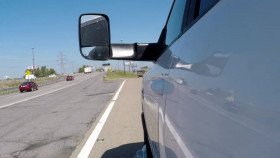 Shipping Wars S09E07 Golf Claps and Bumper Car Scraps 720p WEB h264-KOMPOST EZTV