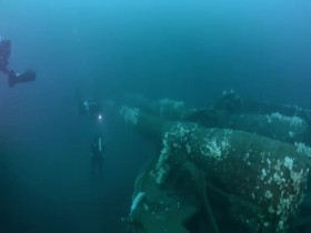 Shipwreck Secrets S01E05 Curse of the Armada Graveyard 480p x264-mSD EZTV