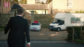 Siblings S02E06 720p HDTV x264-TLA EZTV