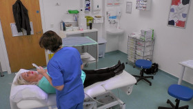 Skin A And E S06E10 1080p WEB H264-CBFM EZTV