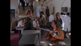 Sliders S03E16 The Exodus: Part 1 1080p WEB-DL X264 AAC2 0 SNAKE EZTV