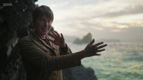 Solar System 2024 S01E02 Dark Worlds 1080p WEBRiP x264-DARKFLiX EZTV