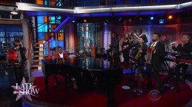 Stephen Colbert 2016 11 17 Amy Adams HDTV x264-UAV EZTV