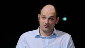 Strangest Things S01E08 King Tuts Glass Scarab XviD-AFG EZTV