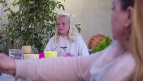 Sun Sea And Selling Houses S07E07 XviD-AFG EZTV