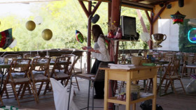 Sun Sea And Selling Houses S07E08 1080p WEB H264-CBFM EZTV