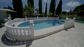 Sun Sea And Selling Houses S07E20 1080p HEVC x265-MeGusta EZTV