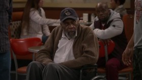 Superior Donuts S02E12 HDTV x264 LOL eztv