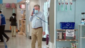 Superstore S06E15 All Sales Final XviD-AFG EZTV