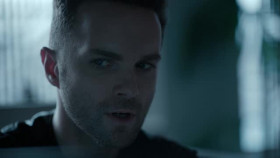 Swimming With Sharks S01E03 iNTERNAL XviD-AFG EZTV