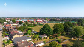 Swiped The School That Banned Smartphones S01E02 1080p HDTV H264-DARKFLiX EZTV