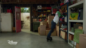 Sydney to the Max S03E09 Man I Feel Like a Genius HDTV x264-CRiMSON EZTV