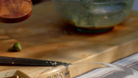 Symons Dinners Cooking Out S06E02 1080p HEVC x265-MeGusta EZTV