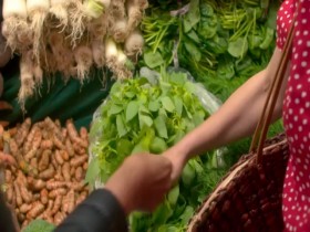 Taste the Nation with Padma Lakshmi S01E06 480p x264-mSD EZTV