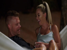 The Big D S01E09 480p x264-mSD EZTV