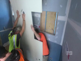 The Block AU S20E27 480p x264-mSD EZTV