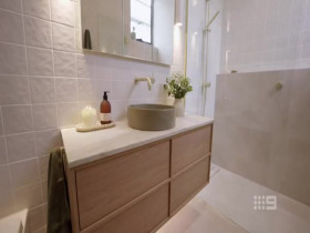 The Block AU S20E28 480p x264-mSD EZTV