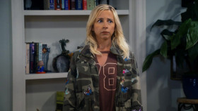 The Conners S05E02 720p WEB H264-DEXTEROUS EZTV