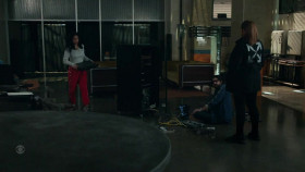 The Equalizer 2021 S02E01 Aftermath 720p HDTV x264-CRiMSON EZTV