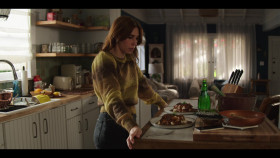 The Flight Attendant S02E06 1080p WEB H264-CAKES EZTV