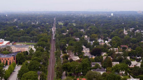 The Food That Built America S03E11 720p HEVC x265-MeGusta EZTV