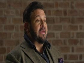 The Food That Built America S05E10 480p x264-mSD EZTV