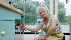 The Great British Bake Off S11E03 Bread Week HDTV x264-PVR EZTV