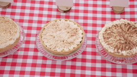 The Great British Bake Off S15E08 1970s Week 720p ALL4 WEB-DL AAC2 0 H 264-RAWR EZTV