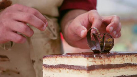 The Great British Bake Off S15E09 XviD-AFG EZTV