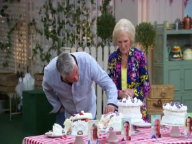 The Great British Baking Show S03E04 Desserts 480p x264-mSD EZTV