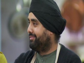 The Great British Baking Show S04E02 Biscuits 480p x264-mSD EZTV