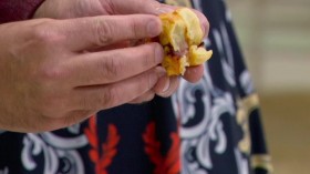 The Great Canadian Baking Show S02E05 Pastry Week WEBRip x264-KOMPOST EZTV