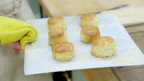 The Great Celebrity Bake Off for Stand Up To Cancer S04E02 720p HDTV x264-DARKFLiX EZTV