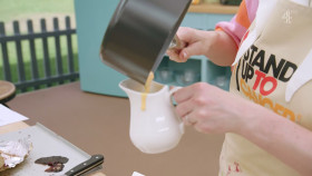 The Great Celebrity Bake Off For Stand Up To Cancer S05E05 1080p HEVC x265-MeGusta EZTV