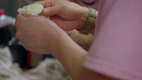 The Great Food Truck Race S17E02 1080p HEVC x265-MeGusta EZTV