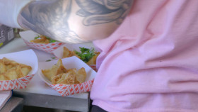 The Great Food Truck Race S17E03 1080p WEB h264-EDITH EZTV