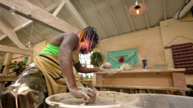 The Great Pottery Throw Down S06E00 Festive Pottery Throw Down 1080p HEVC x265-MeGusta EZTV