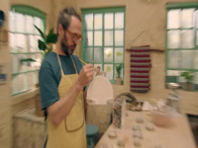 The Great Pottery Throw Down S08E02 480p x264-mSD EZTV