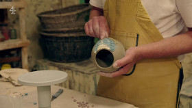 The Great Pottery Throw Down S08E04 1080p HEVC x265-MeGusta EZTV
